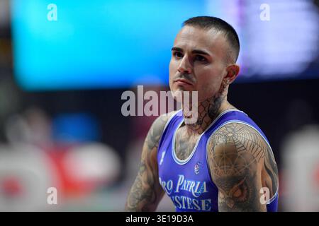 Biella, Italien 14. März 2026, Biella Forum: 96 BARTOLINI NICOLA A.S.D. GINN.pro PATRIA tritt an der Bodenübung während der 2. Stufe der Serie A1 Kunstturnmeisterschaft 2026 Biella Forum, 14. März 2026 in Biella, Italien, an. Stockfoto