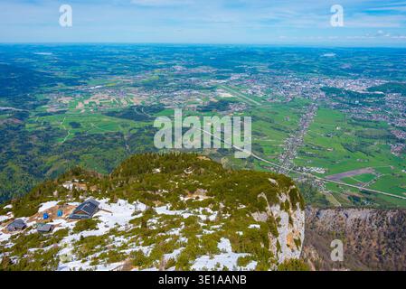 Panoramablick auf Salzburg vom Untersberg in Österreich.BILD Stockfoto