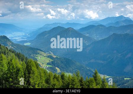 Alpenpanorama vom Goldeck in Österreich.BILD Stockfoto