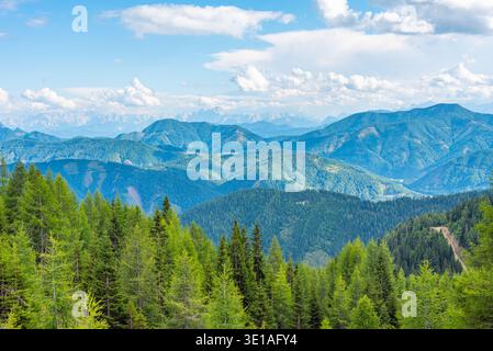 Alpenpanorama vom Goldeck in Österreich.BILD Stockfoto