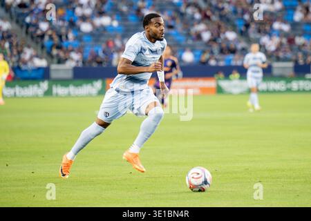 Carson, Usa. März 2026. Jayden Reid von der Sporting Kansas City, die während des MLS-Spiels zwischen LA Galaxy und Sporting Kansas City im Dignity Health Sports Park in Aktion war. Endpunktzahl: LA Galaxy 1:2 Sporting KC Credit: SOPA Images Limited/Alamy Live News Stockfoto