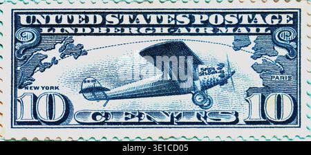 10-Cent-Briefmarke „Lindbergh Air Mail“ (Scott C10), ausgestellt am 11. Juni 1927 Stockfoto