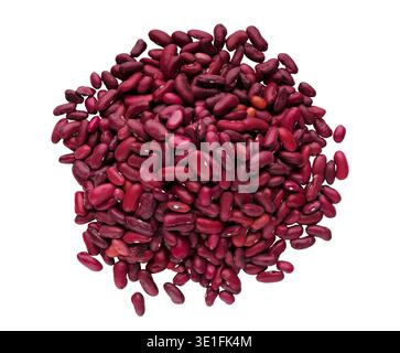Haufen roter Kidneybohnen auf weißem Hintergrund Stockfoto