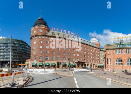 Ein Bild des Arenan Talo-Gebäudes in Helsinki. Stockfoto