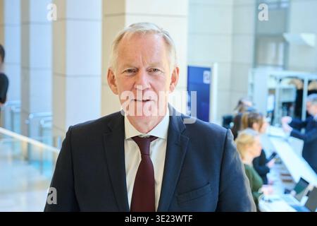 Berlin, Deutschland. März 2026. Johannes B. Kerner nimmt an der Gedenkfeier zum 10. Todestag des FDP-Politikers Guido Westerwelle Teil. Annette Riedl/dpa/Alamy Live News Stockfoto