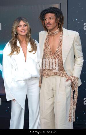 Heidi Klum mit Sohn Henry Samuel bei der Premiere des Kinofilms Project ...