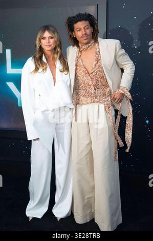 Heidi Klum mit Sohn Henry Samuel bei der Premiere des Kinofilms Project ...