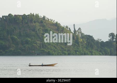 Boot auf dem Kivu-See, Rubavu, Ruanda Stockfoto