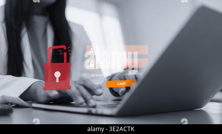 Cybersicherheitsverletzungen und Angriffe auf den Laptop-Bildschirm. Identitätsdiebstahl und Passwortbetrug in Schwarzweiß. Geschäftsfrau tippt mit Hand Stockfoto
