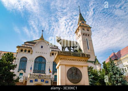 Rathaus in Targu Mures, einer Stadt im Zentrum von Siebenbürgen, Rumänien. Stockfoto