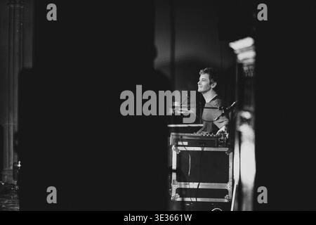 Stockport, Großbritannien, 20. März 2026: Bill Ryder-Jones live in der St Mary's Church als Teil des Stockport's Side Festival, Adam Edwards/Alamy Live News Stockfoto