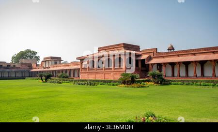Diwan-i-AAM, Fatehpur Sikri, Uttar Pradesh, indien Fatehupur Sikri ist die verlassene antike Hauptstadt von Kaiser Akbar, etwa 35 km von Agra entfernt. Es W Stockfoto