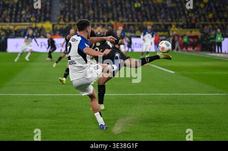 William Mikelbrencis (HSV Hamburg) Dortmund, 21. März 2026, Fußball, Bundesliga, Borussia Dortmund - HSV Hamburg Stockfoto