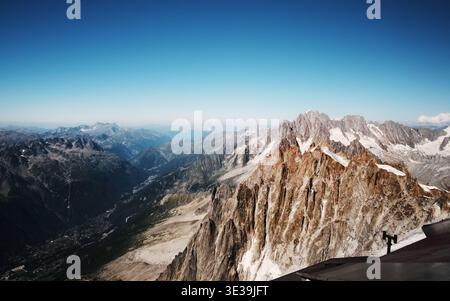Panoramablick Auf Die Alpenberge Von Der Bergstation Montblanc Stockfoto