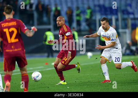 Rom, Italien. März 2026. Donyell Malen of Roma während des italienischen Meisterschaftsspiels Serie A zwischen AS Roma und US Lecce am 22. März 2026 im Stadio Olimpico in Rom, Italien - Credit: Federico Proietti / Alamy Live News Stockfoto