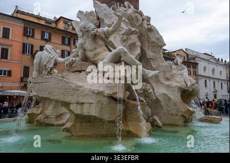 Rom, Italien. März 2026. Der Brunnen der vier Flüsse am Weltwassertag in Rom. (Kreditbild: © Marcello Valeri/ZUMA Press Wire) NUR REDAKTIONELLE VERWENDUNG! Nicht für kommerzielle ZWECKE! Stockfoto