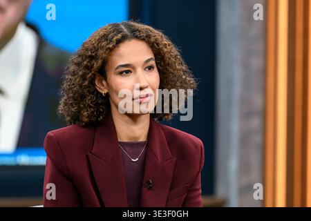 Im Bild, von links: Alisha Mendgen FOCUS Capital City Correspondent, GER, Berlin, Studio, Gast in Caren Miosgas politischer Talkshow, TV, Format, mit Moderator, das erste, von Adlershof im Studio 20, Thema: nach den Wahlen in Rheinland-Pfalz, 22. März 2026 Berlin am Studio 20 Berlin Deutschland Copyright: xUwexKochx Stockfoto