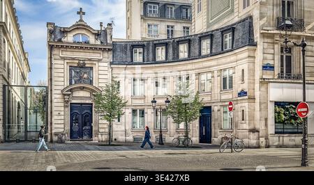 Paris, Frankreich, 25. März 2025, Blick auf den Platz Saint-Thomas-d'Aquin im 7. Bezirk. Stockfoto