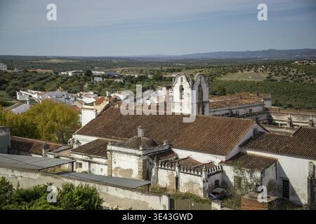 Das Convento de Nossa Senhora do Carmo in der Stadt Moura in Alentejo in Portugal. Portugal, Moura, Oktober 2021 Stockfoto