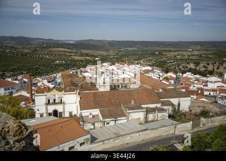 Das Convento de Nossa Senhora do Carmo in der Stadt Moura in Alentejo in Portugal. Portugal, Moura, Oktober 2021 Stockfoto