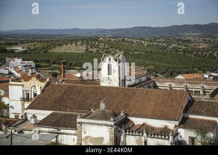 Das Convento de Nossa Senhora do Carmo in der Stadt Moura in Alentejo in Portugal. Portugal, Moura, Oktober 2021 Stockfoto