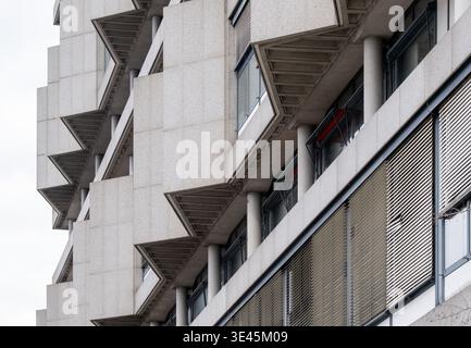 Berlin, Deutschland. März 2026. Institut für Architektur (IFA) der Technischen Universität Berlin am Ernst-Reuter-Platz. Quelle: Soeren Stache/dpa/Alamy Live News Stockfoto