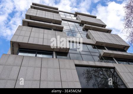 Berlin, Deutschland. März 2026. Institut für Architektur (IFA) der Technischen Universität Berlin am Ernst-Reuter-Platz. Quelle: Soeren Stache/dpa/Alamy Live News Stockfoto