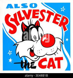 Diese lebendige Illustration aus den 1950er Jahren zeigt Sylvester the Cat, die legendäre Looney Tunes Figur von Warner Brothers. Das Design zeigt „AUCH SYLVESTER the CAT“ in knallrotem und blauem Schriftzug auf weißem Hintergrund mit blauen Wellenlinien und Sternen. Stockfoto