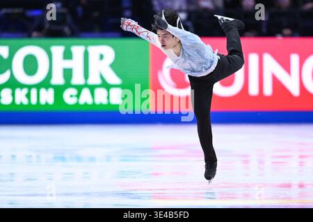 Prag, Tschechische Republik. März 2026. Chen Yudong aus China tritt am 26. März 2026 während des Kurzprogramms der ISU Eiskunstlauf-Weltmeisterschaft 2026 in Prag auf. Quelle: Zhang Haofu/Xinhua/Alamy Live News Stockfoto