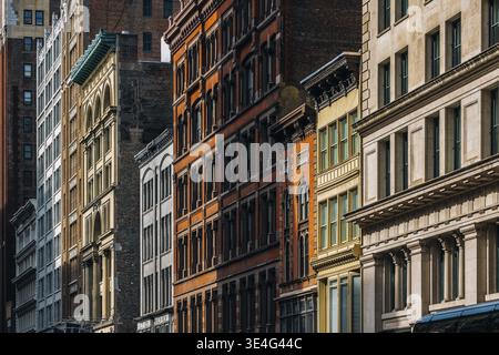 New York City - USA - 14. März 2019: Allgemeine Ansicht der alten Gebäude an der 23rd Street im Flatiron District New York City Stockfoto