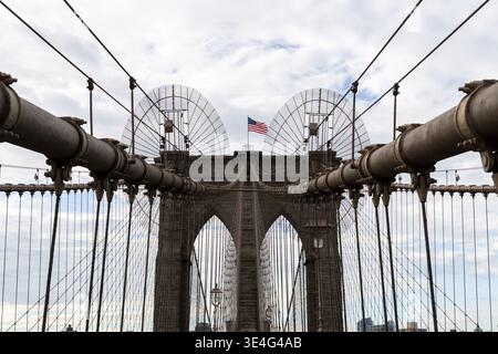 New York City/USA - 20.Juni 2018: Brooklyn Bridge, die am frühen Morgen in New York City Stockfoto