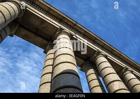 Brooklyn, NY / USA - JUL 31 2018: Details der Manhattan Bridge Stockfoto