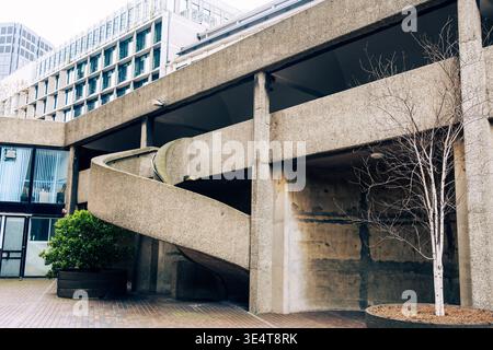 Das Barbican Centre, ein Zentrum für darstellende Künste im Barbican Estate of the City of London Stockfoto
