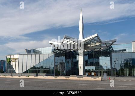 GROSNY, RUSSLAND - 14. JUNI 2023: Einkaufszentrum Grosny Mall. Republik Tschetschenien Stockfoto