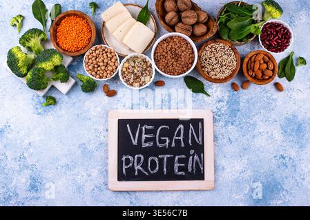 Sortierung pflanzlicher veganer Proteinprodukte Stockfoto