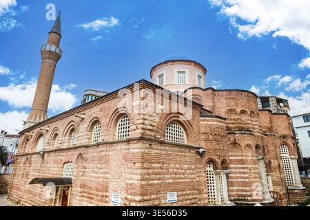 Fenari Isa Moschee in Istanbul, Türkei. In byzantinischer Zeit war es als Lips Kloster bekannt. Stockfoto