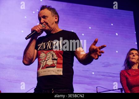 Paris, Frankreich. 31. März 2026. Jean-Pierre Morgand tritt am 31. März 2026 im Eiffelturm-Theater in Paris auf. Quelle: Bernard Menigault/Alamy Live News Stockfoto