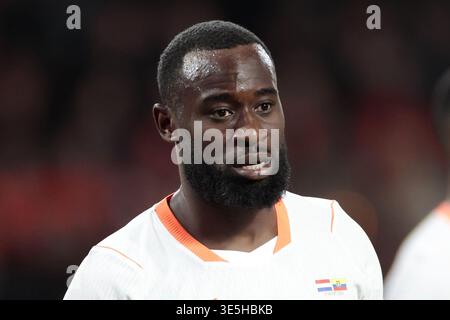 Eindhoven, Niederlande. 31. März 2026. EINDHOVEN, 31-03-2026, Philips Stadium, Saison 2025/2026, Freundschaftsspiel zwischen den Niederlanden und Ecuador 1:1. Das Bild zeigt den niederländischen Spieler Lutshare Geertruida Credit: Pro Shots/Alamy Live News Stockfoto