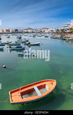 Der Yachthafen in Arrecife auf der Insel Lanzarote, einer der Kanarischen Inseln Stockfoto