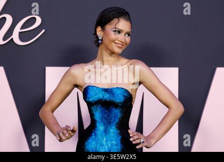 New York, Usa. April 2026. Zendaya kommt auf dem roten Teppich bei der Premiere von „The Drama“ auf dem Regal Union Square am Donnerstag, den 2. April 2026 in New York City an. Foto: John Angelillo/UPI Credit: UPI/Alamy Live News Stockfoto