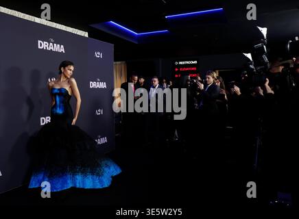 New York, Usa. April 2026. Zendaya kommt auf dem roten Teppich bei der Premiere von „The Drama“ auf dem Regal Union Square am Donnerstag, den 2. April 2026 in New York City an. Foto: John Angelillo/UPI Credit: UPI/Alamy Live News Stockfoto