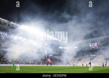 Ein allgemeiner Blick auf das Stadion während des internationalen Fußballspiels vor der Weltmeisterschaft zwischen Algerien und Uruguay im Allianz Stadium in Turin Stockfoto