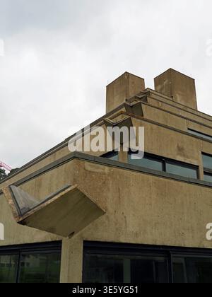 Norfolk Terrace Gebäude entworfen von Sir Denys Lasdun, University of East Anglia, Norwich, Großbritannien Stockfoto