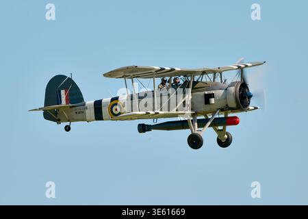 Fairey Swordfish MkI W5856 wird auf der IWM Duxford Summer Airshow 2024 gezeigt Stockfoto