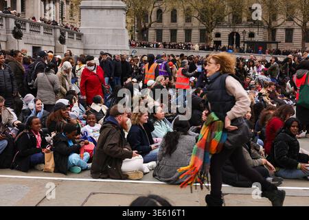 London, UK . April 2026. Quelle: Desislava Lizova/Alamy Live News Stockfoto