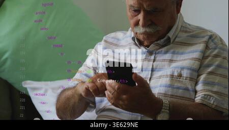 Ein älterer Mann in gestreiftem Hemd trägt zu Hause eine Uhr Stockfoto