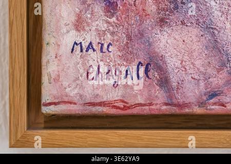 Nahaufnahme von Marc Chagall Signature auf Ölgemälde Leinwand Stockfoto