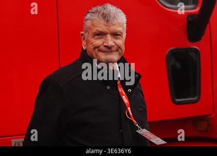 © Laurent Lairys/MAXPPP - Bernard Thevenet während der Adélie de Vitré 2026, UCI Europe Tour Cycling Race, Vitré - Vitré (174, 2 km) in Vitré, Frankreich - Foto Laurent Lairys Vincent Credit: MAXPPP/Alamy Live News Stockfoto
