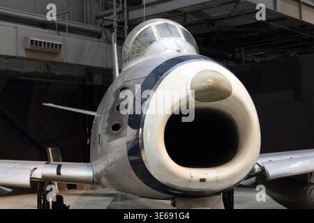 Nordamerikanischer F-86A Sabre Jet Fighter Nasendetails Düseneinlass im National Museum of the United States Air Force, Dayton, Ohio. Stockfoto
