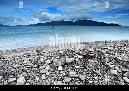 Koh hin Ngam oder hin Ngam Island im tarutao National Marine Park, Provinz Satun, Thailand Stockfoto